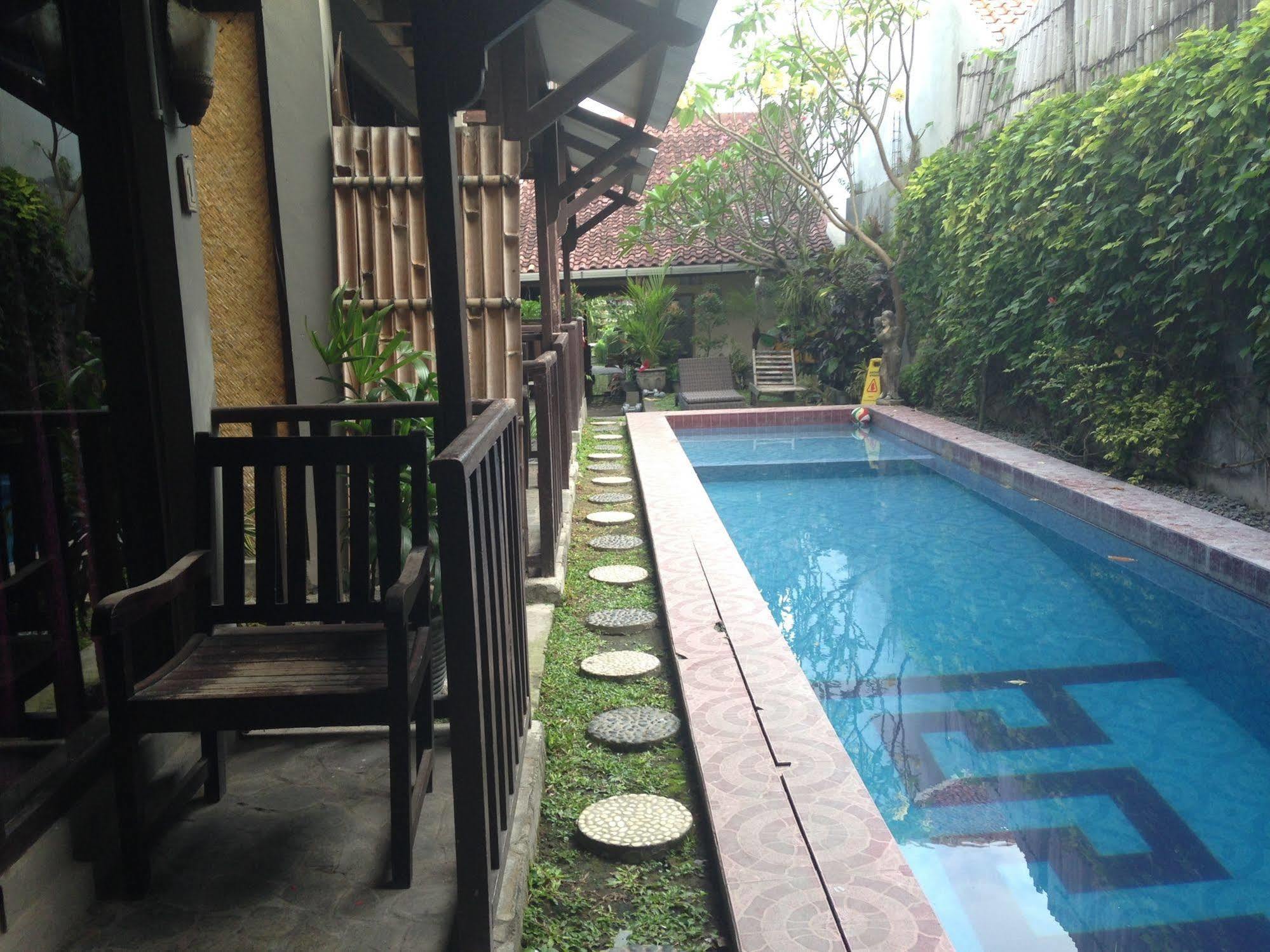 Venezia Homestay And Garden Yogyakarta Exterior photo